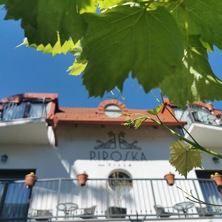 Piroska Villa เฮวิซ ภายนอก รูปภาพ